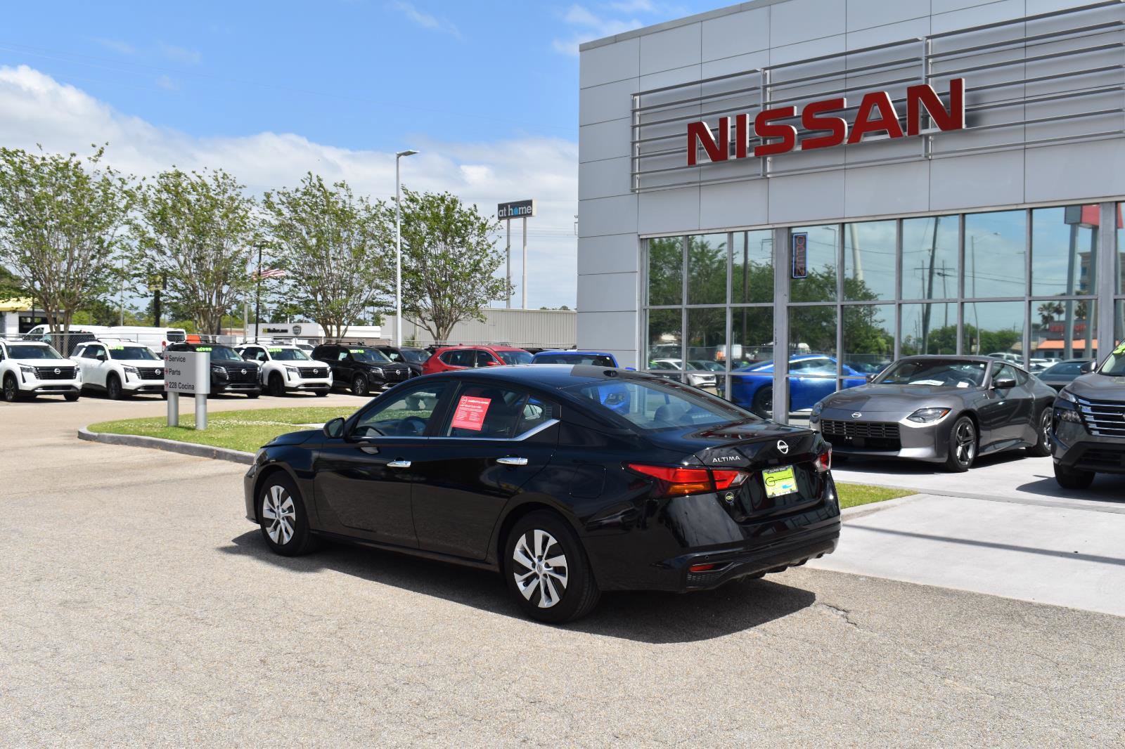 Used 2025 Nissan Altima 2.5 S image 4