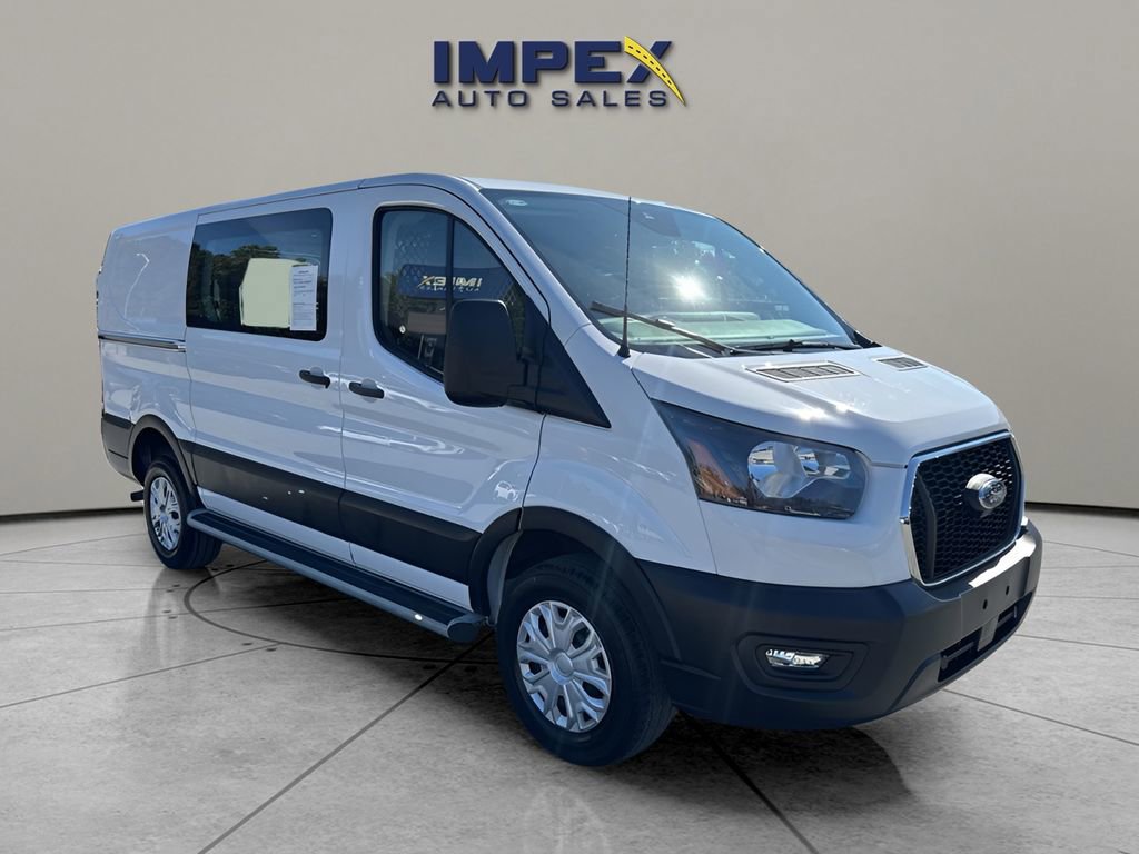 Used 2024 Ford Transit 250 Low Roof w/ Exterior Upgrade Package image 7