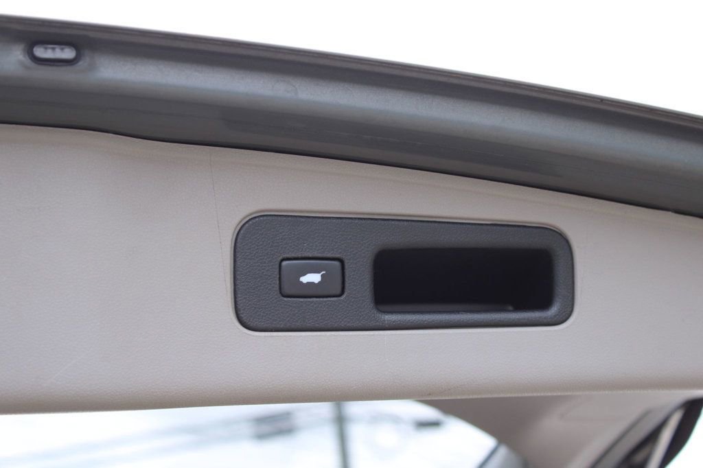 Used 2012 Honda Odyssey EX-L image 25