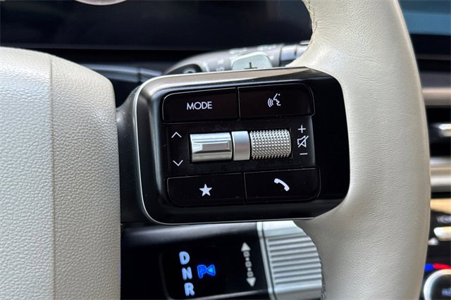 Used 2024 Hyundai Santa Fe SEL image 32