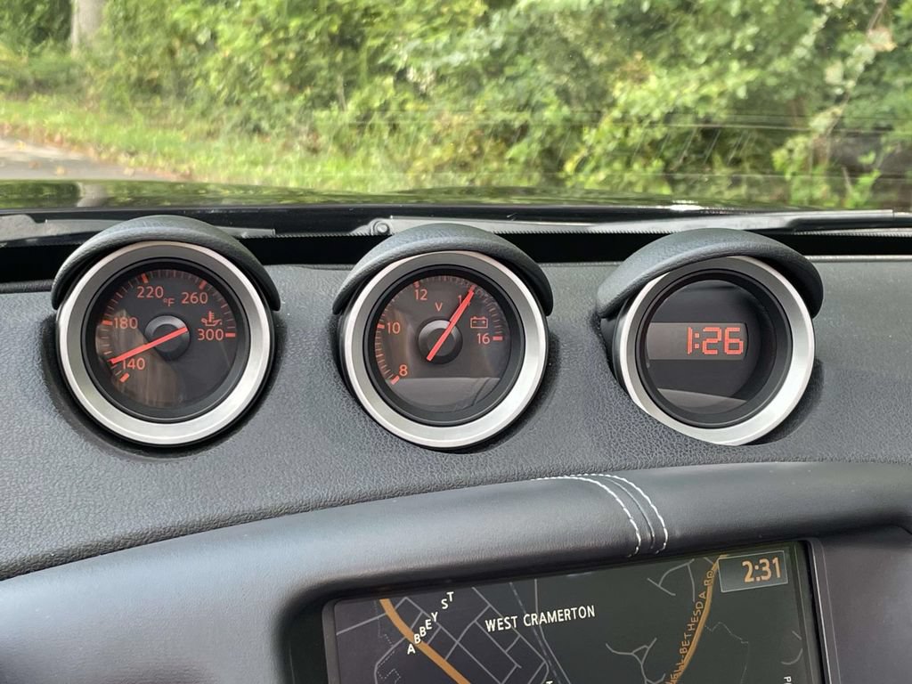 Used 2010 Nissan 370Z Touring w/ Sport Pkg RWD image 25