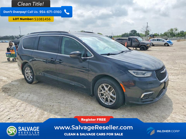 Used 2022 Chrysler Pacifica Touring-L FWD image 5
