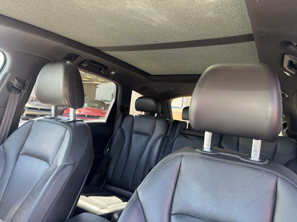 Used 2018 Audi Q7 3.0T Premium Plus w/ Premium Plus Package image 11