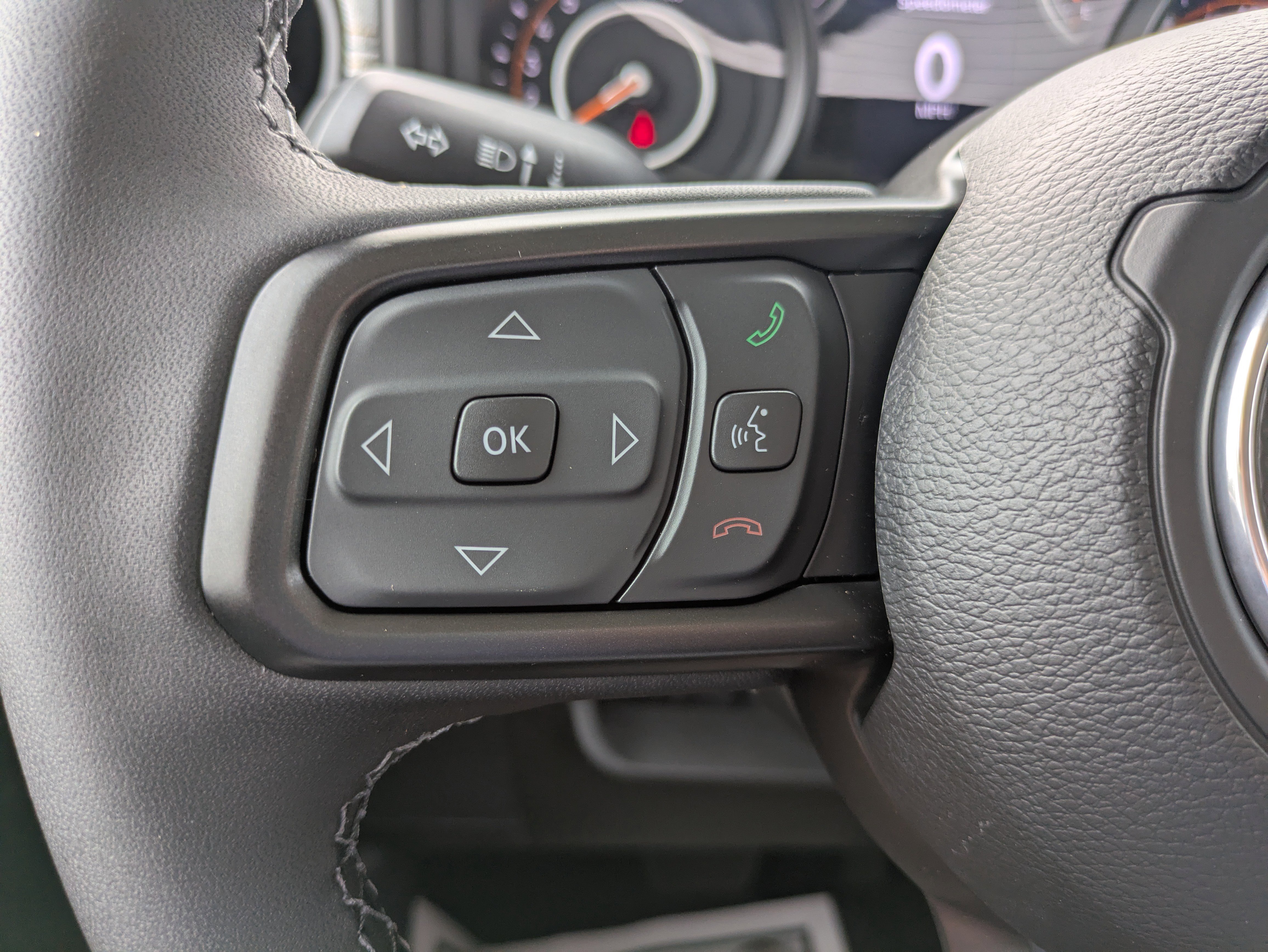 New 2025 Jeep Gladiator Sport image 16