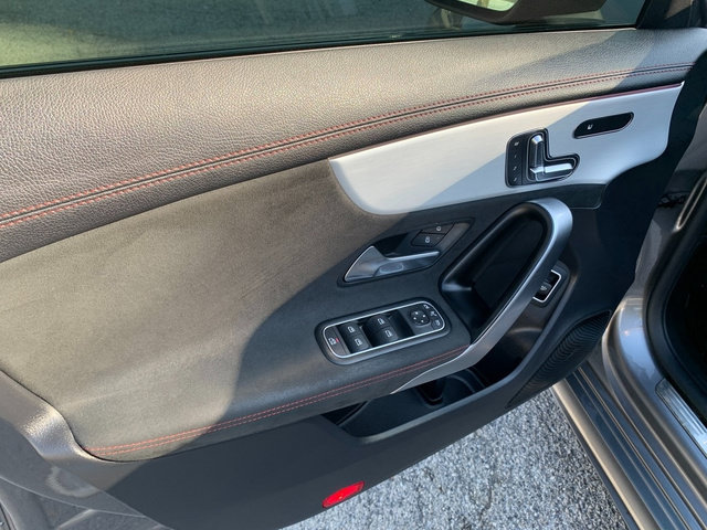 Used 2024 Mercedes-Benz CLA 250 image 21