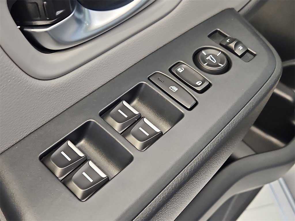 New 2025 Honda Pilot Touring image 18