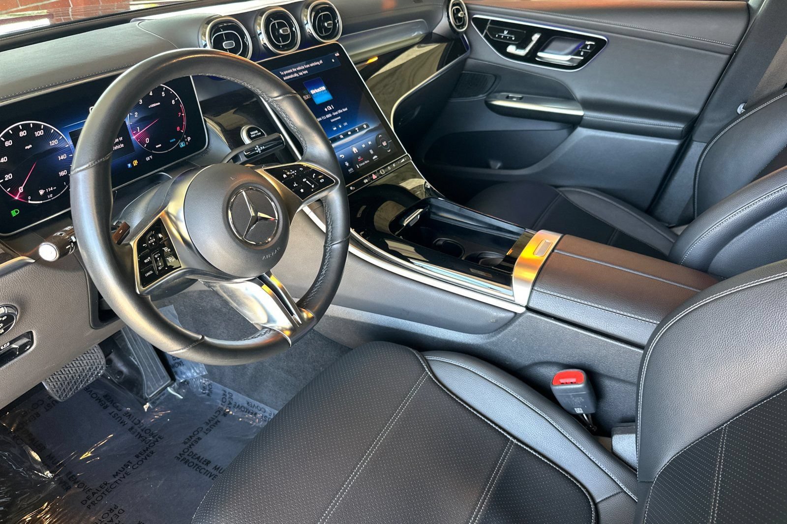 Used 2024 Mercedes-Benz GLC 300 image 11
