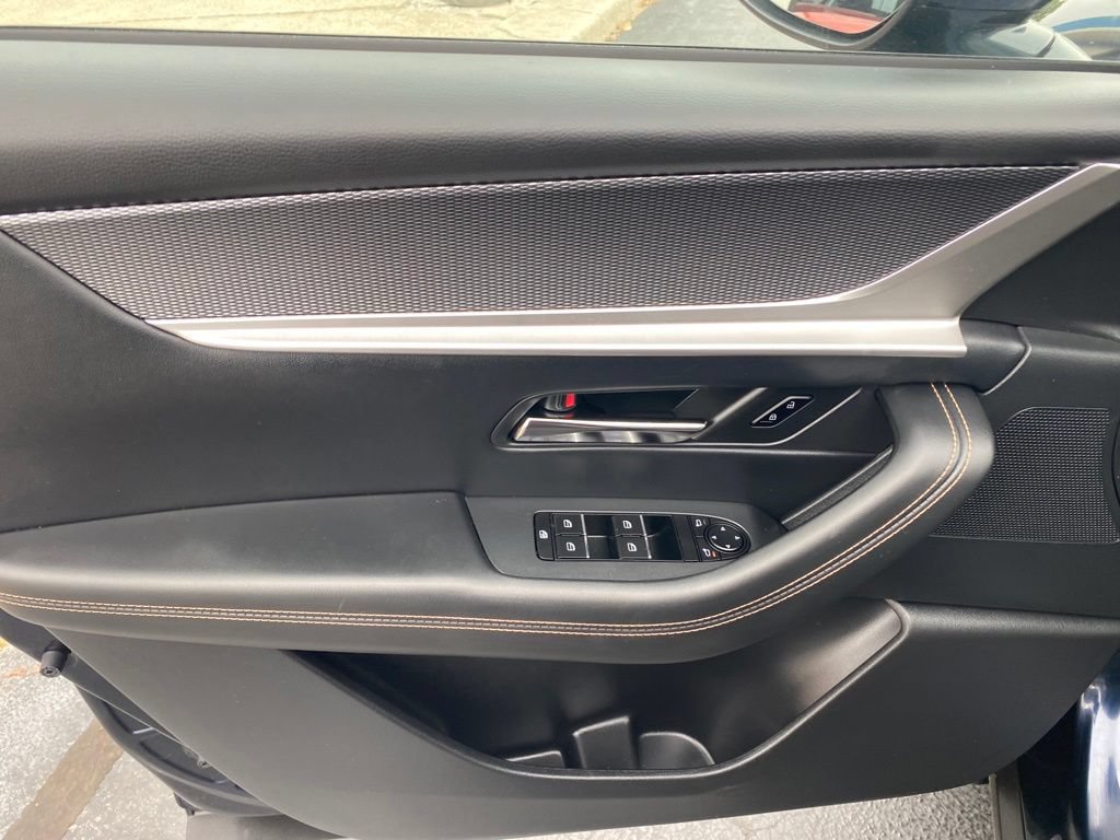 Certified 2024 MAZDA CX-90 Plug-In Hybrid w/ Preferred AWD/4WD image 16