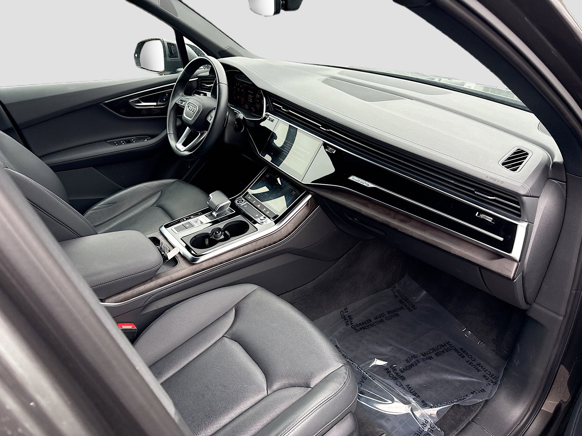 Used 2024 Audi Q7 Premium Plus image 13