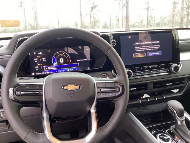 New 2025 Chevrolet Colorado LT w/ LT Convenience Package image 16