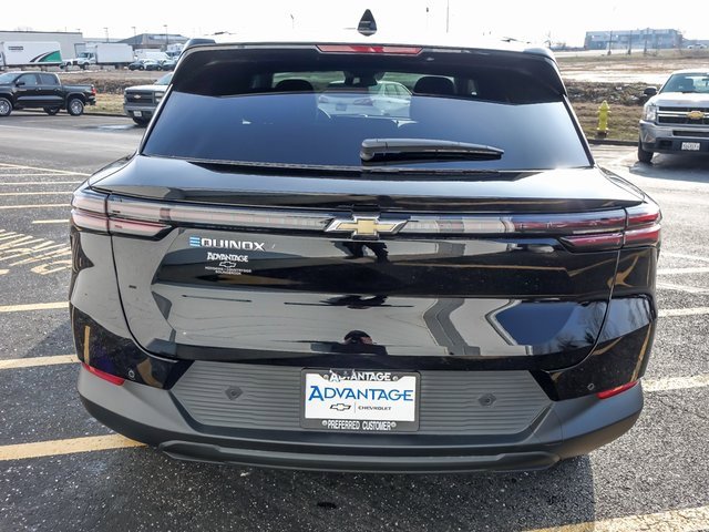 New 2026 Chevrolet Equinox EV LT image 7