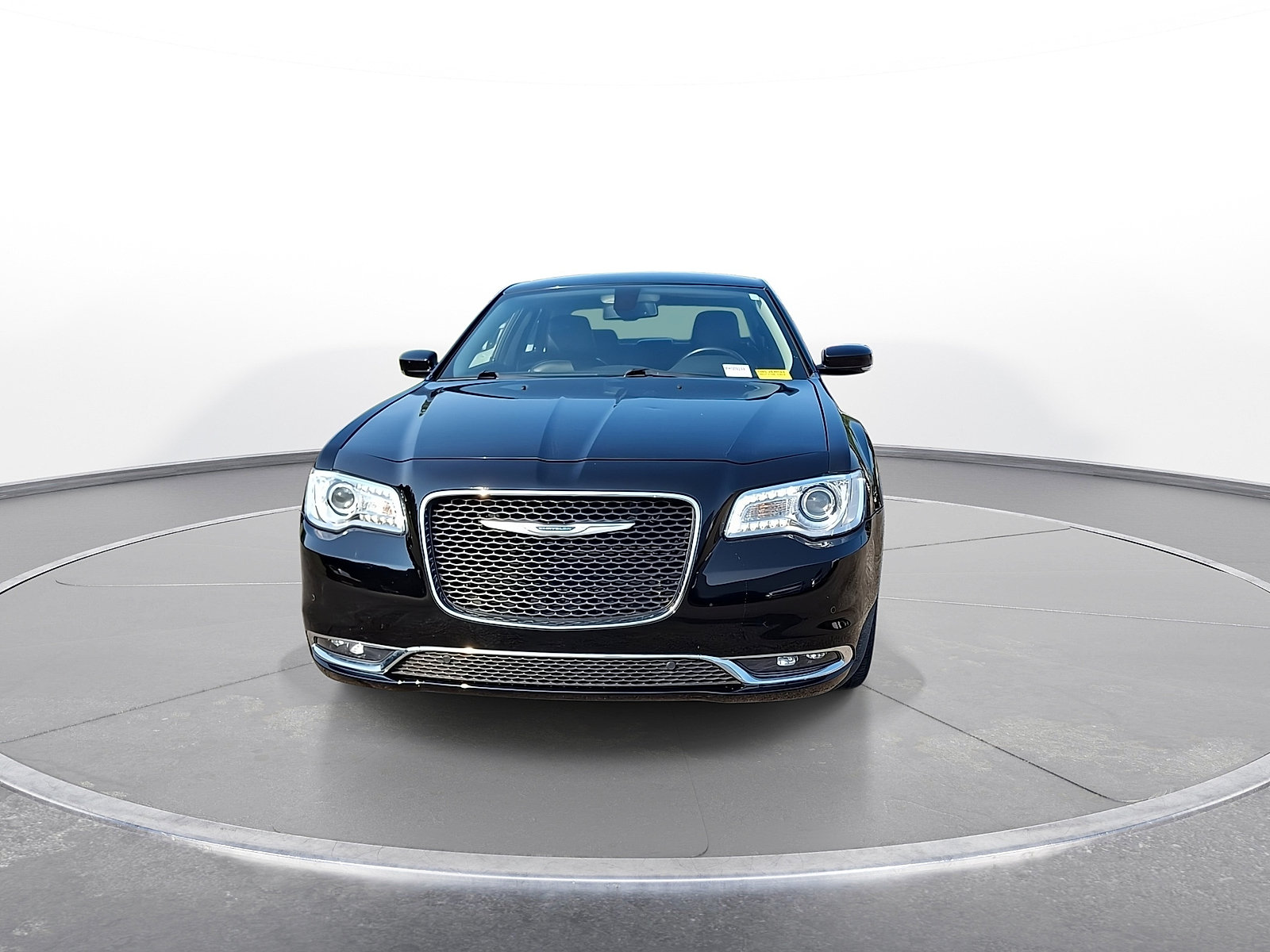 Used 2021 Chrysler 300 Touring L AWD/4WD image 3