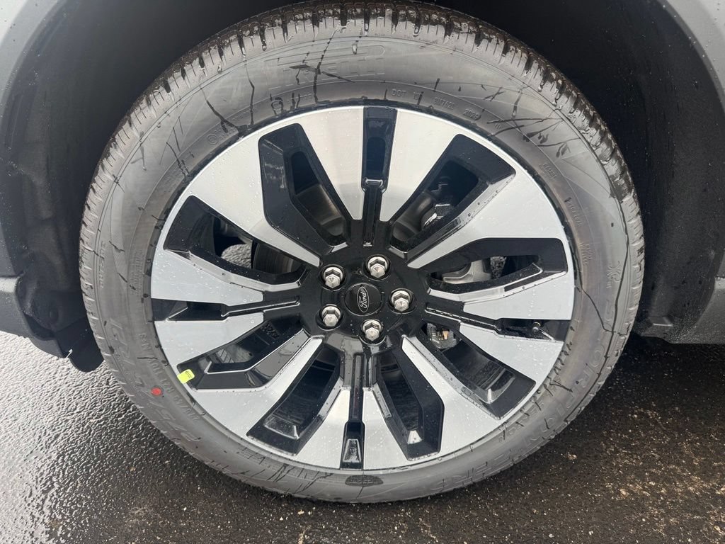 New 2026 Ford Explorer Platinum AWD/4WD image 10