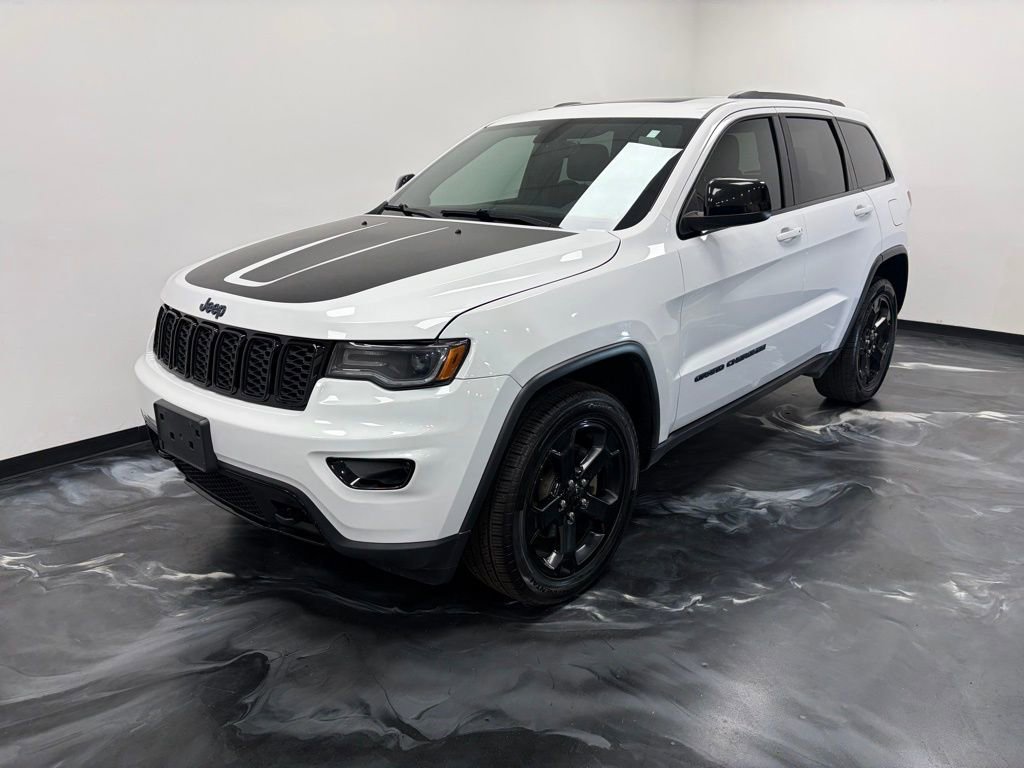 Used 2020 Jeep Grand Cherokee Laredo AWD/4WD image 16