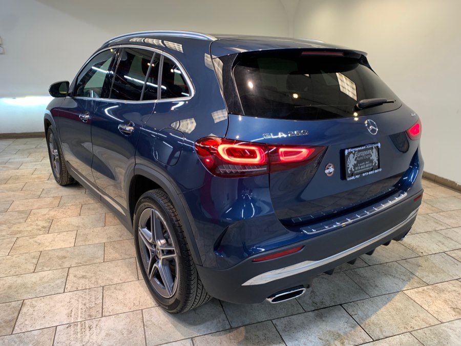 Used 2023 Mercedes-Benz GLA 250 4MATIC w/ AMG Line Exterior image 6