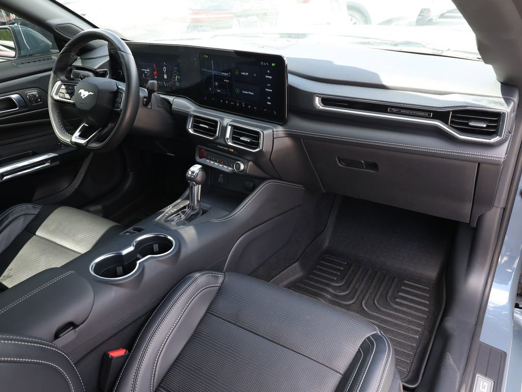Used 2025 Ford Mustang GT Premium image 18