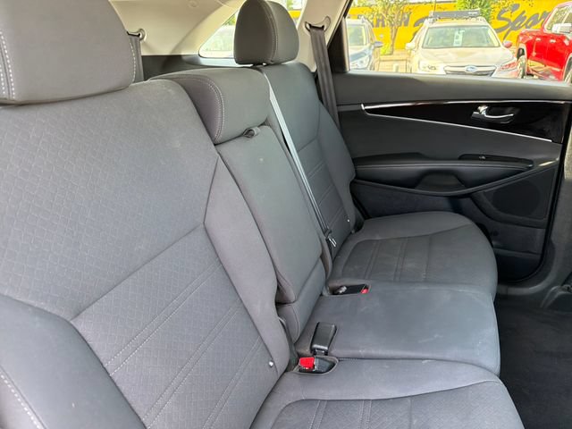 Used 2020 Kia Sorento LX AWD/4WD image 27