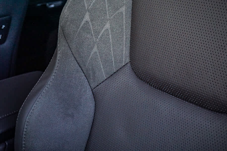 New 2026 Lexus RX 450h AWD image 37