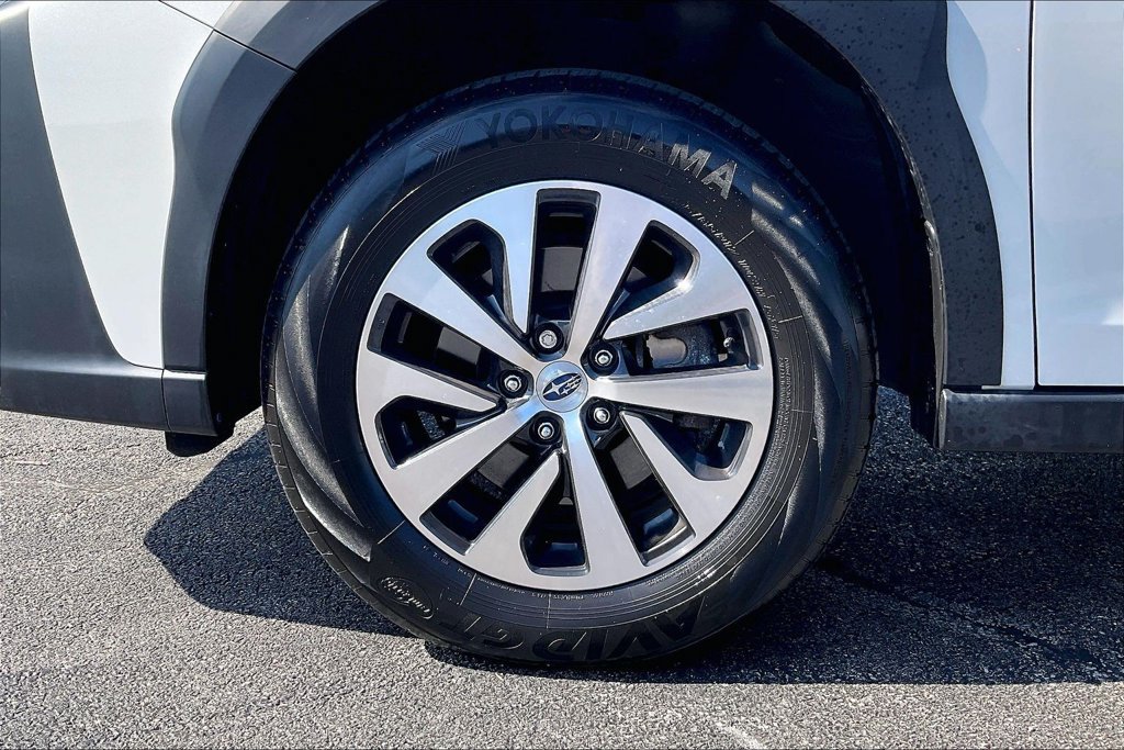 Certified 2024 Subaru Outback Premium w/ Popular Package #1A AWD/4WD image 9
