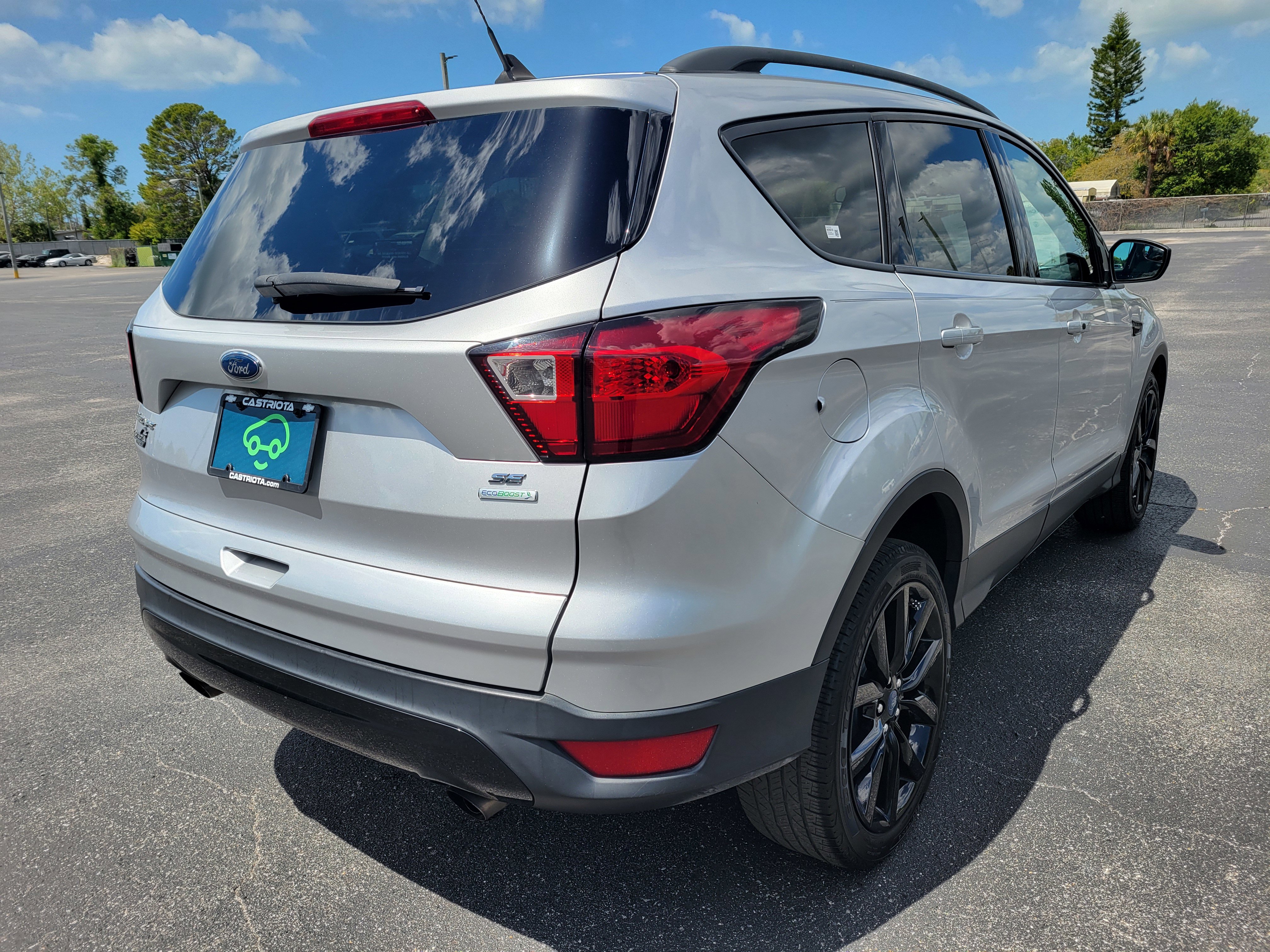 Used 2019 Ford Escape SE FWD image 5