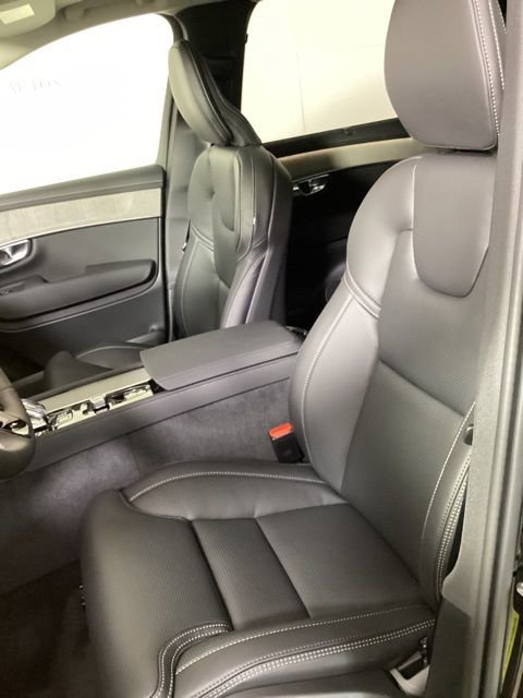 New 2026 Volvo XC90 B6 Ultra w/ Protection Package image 12
