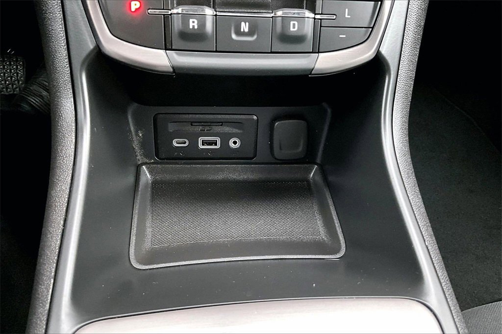 Used 2024 GMC Terrain AT4 w/ Infotainment Package II image 24