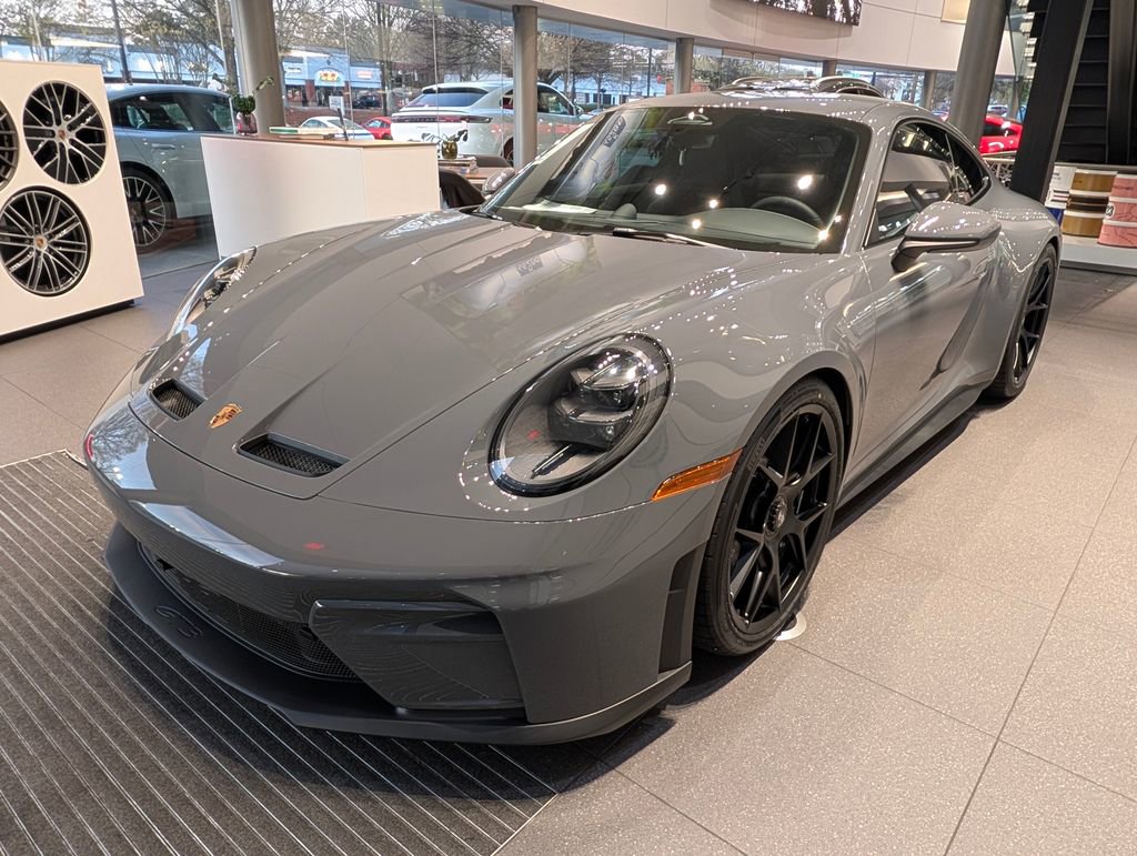 New 2026 Porsche 911 GT3 image 1