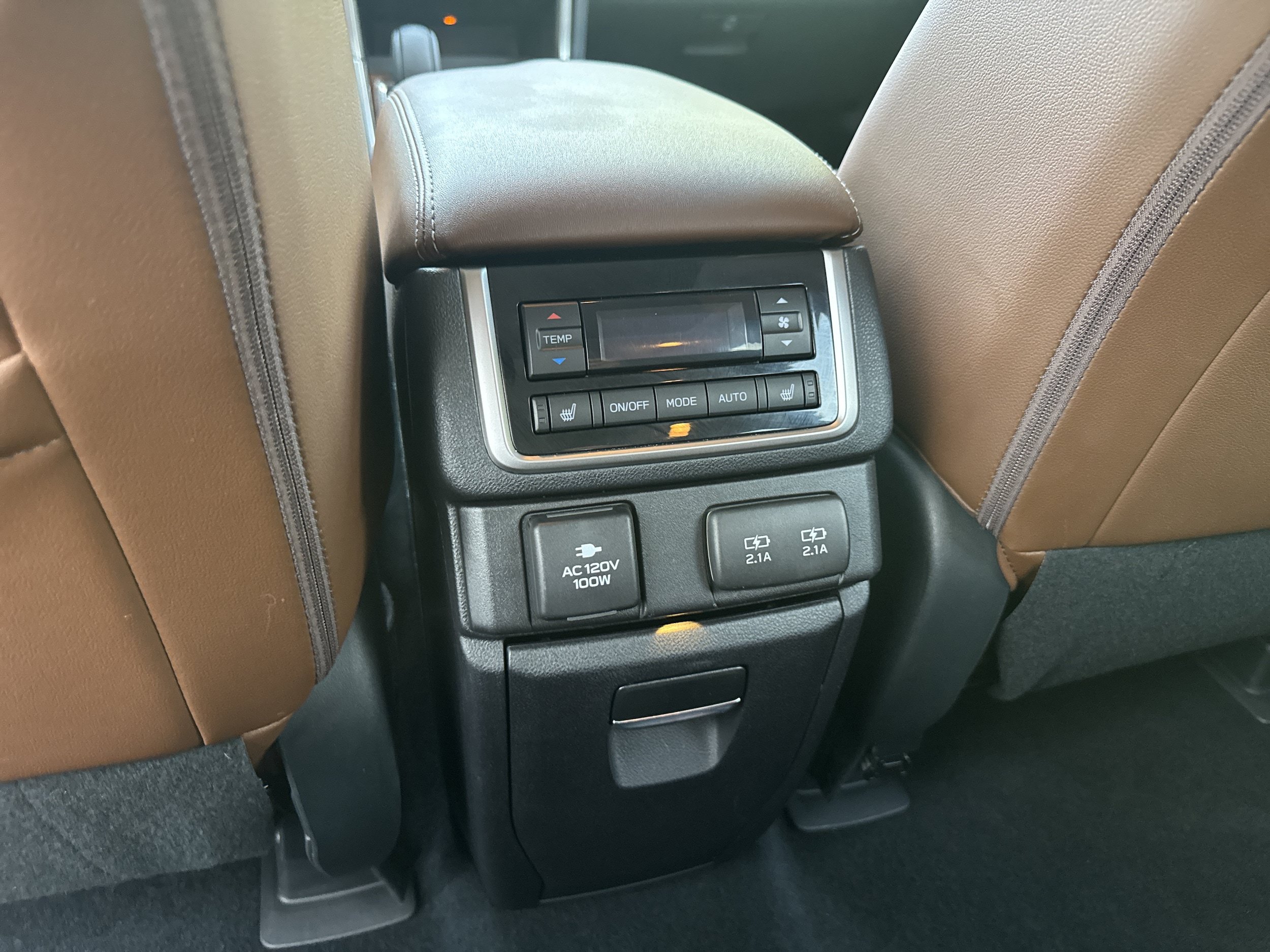 Used 2022 Subaru Ascent Touring AWD/4WD image 17