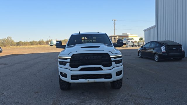 Used 2025 RAM 2500 Laramie AWD/4WD image 11