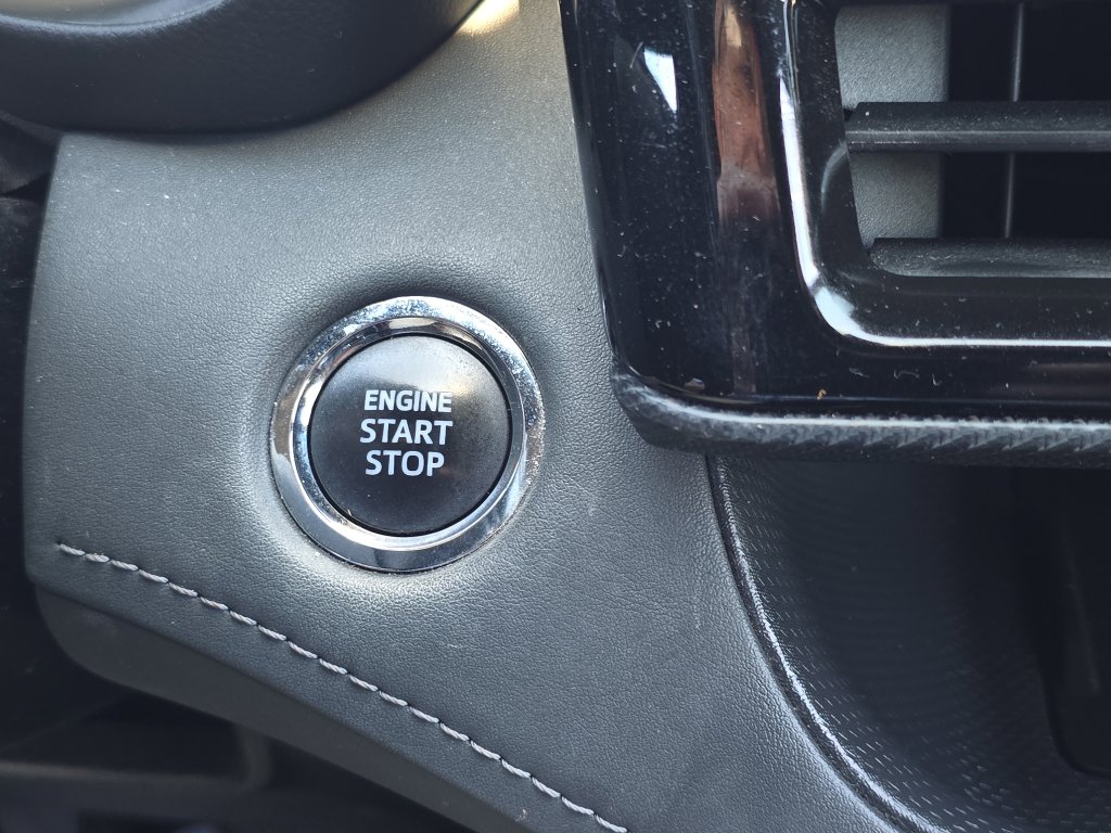 Certified 2023 Toyota Highlander XSE image 30