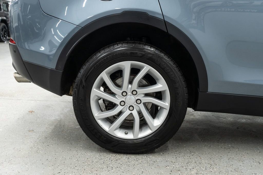 Used 2018 Land Rover Discovery Sport HSE AWD/4WD image 33