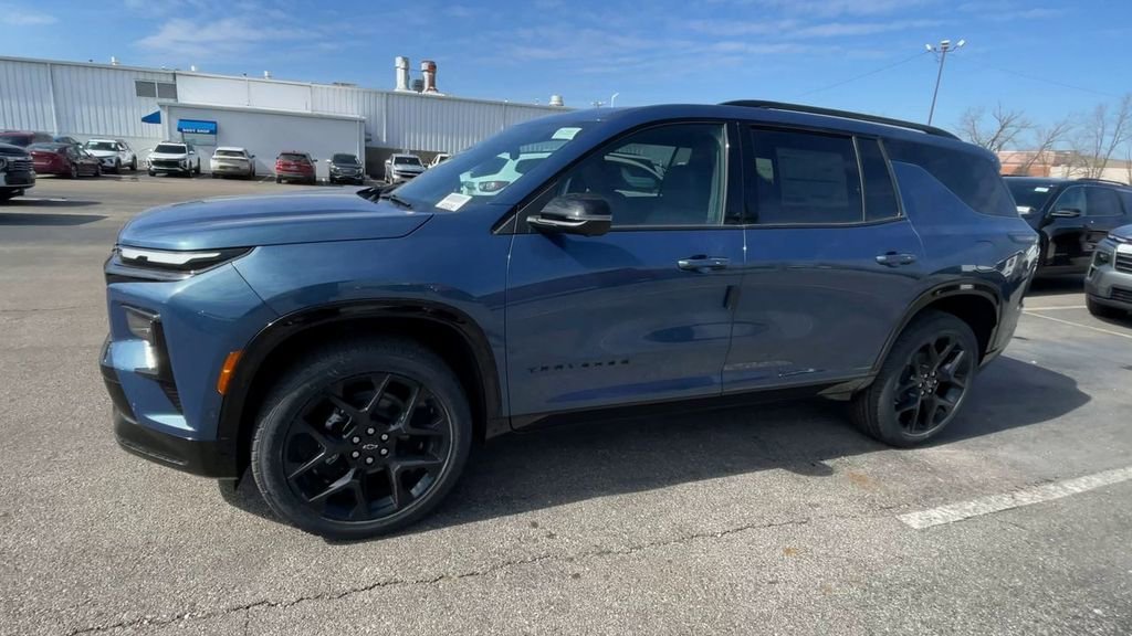 New 2026 Chevrolet Traverse RS w/ LPO, Floor Liner Package image 6
