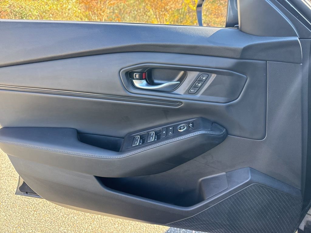 Used 2024 Honda Accord Sport image 15