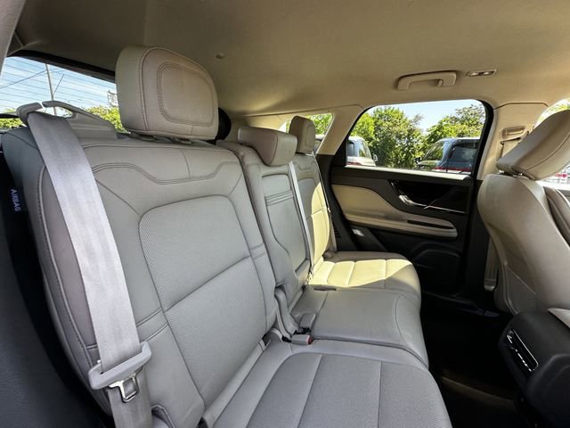 Certified 2023 Lincoln Corsair AWD w/ Equipment Group 101A image 38