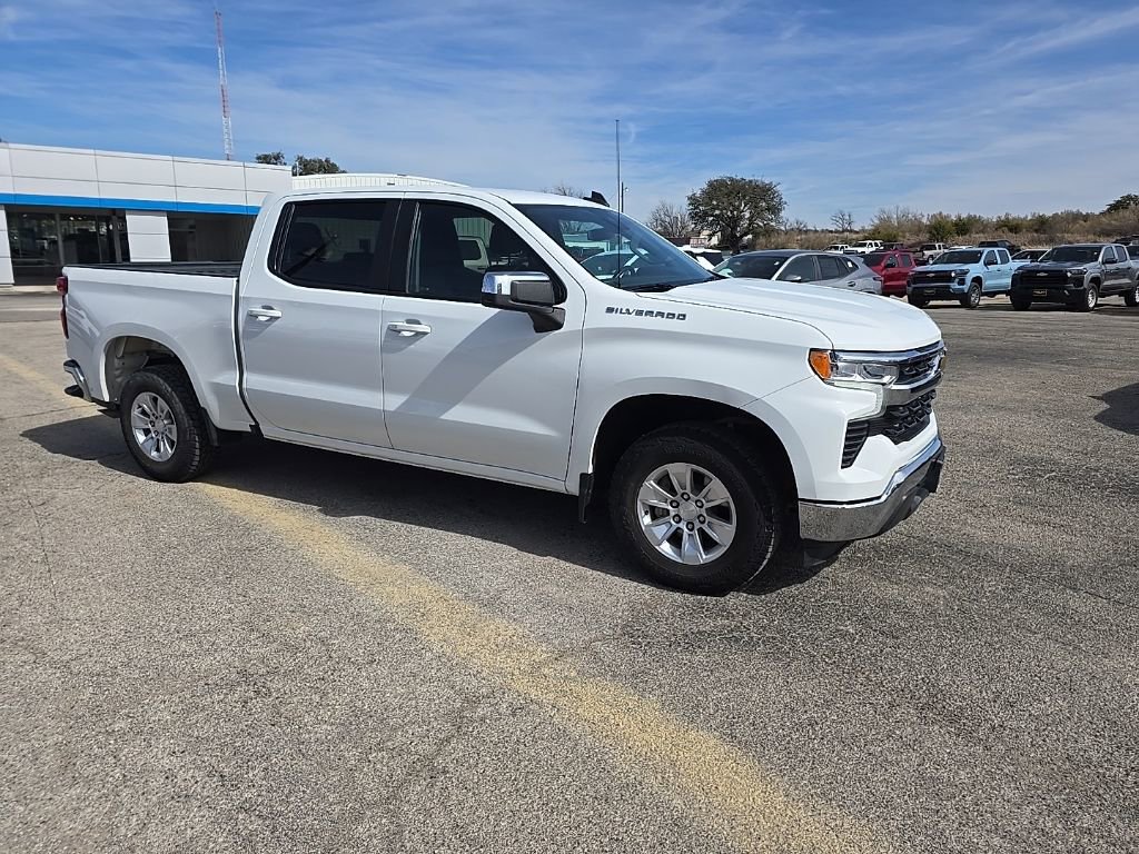 Used 2023 Chevrolet Silverado 1500 LT image 4