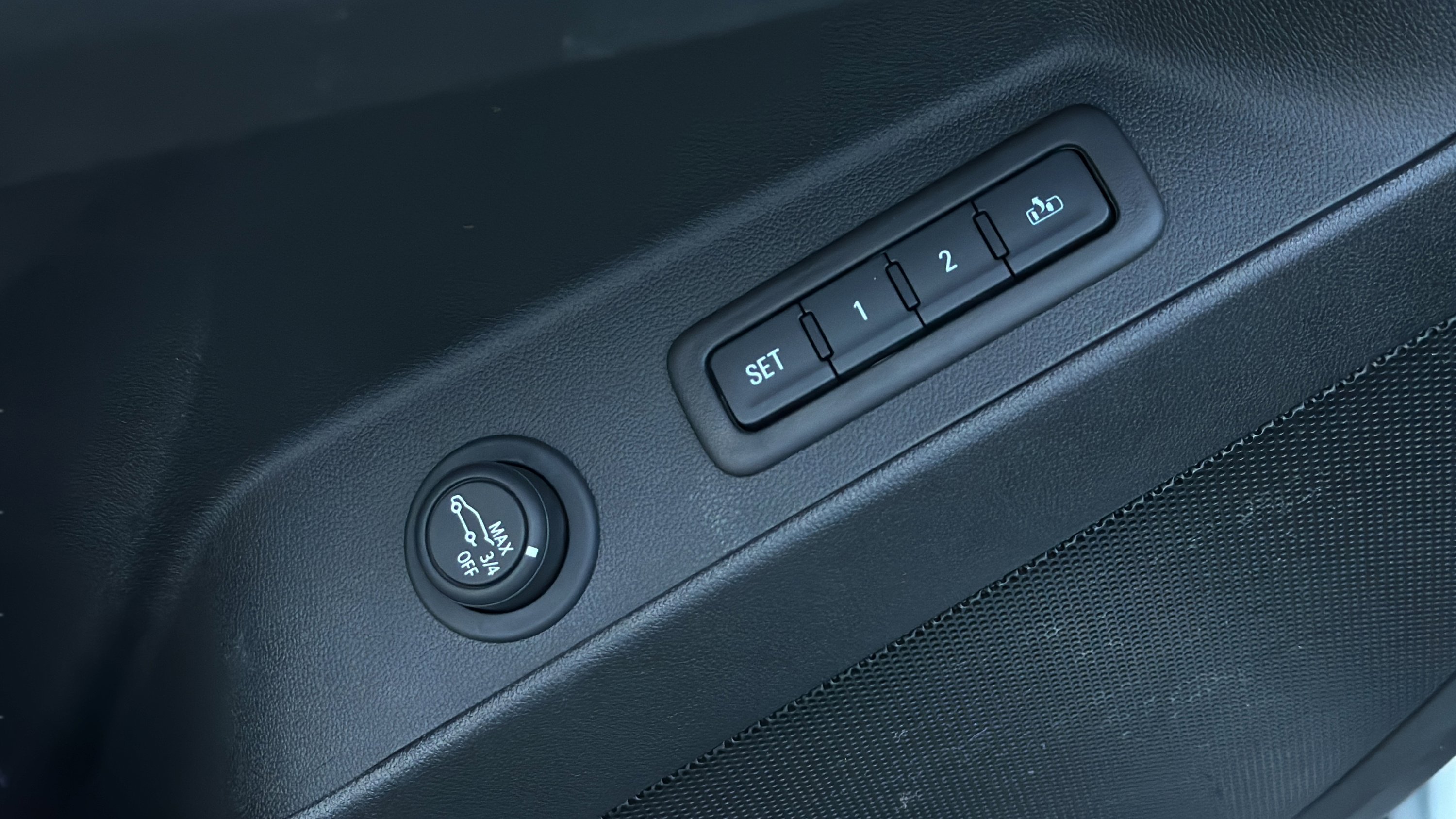 Used 2021 Chevrolet Equinox LT image 27