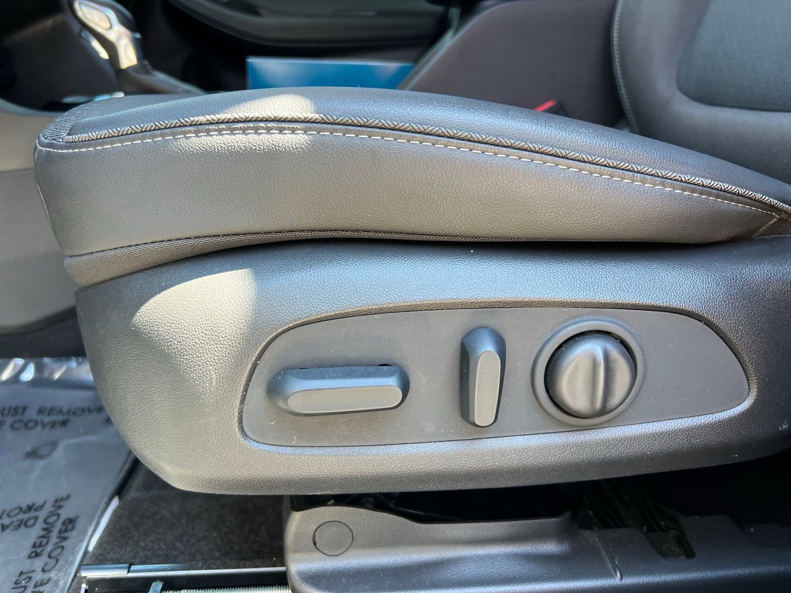 Used 2023 Buick Encore GX Select image 23