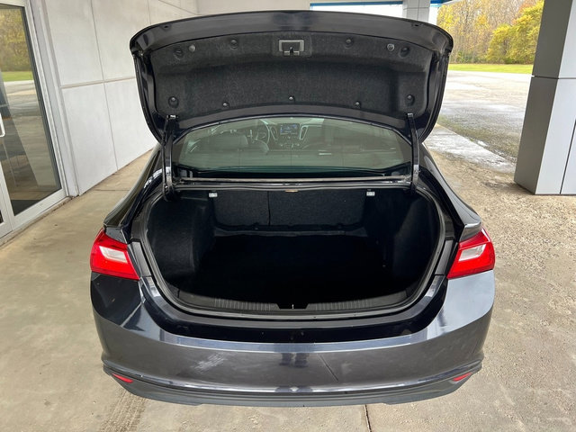 Used 2023 Chevrolet Malibu LT image 9