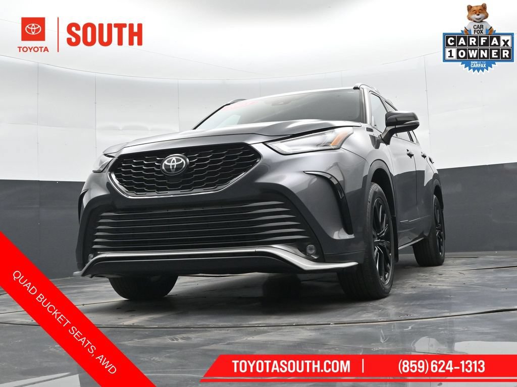 Used 2023 Toyota Highlander XSE AWD/4WD image 45