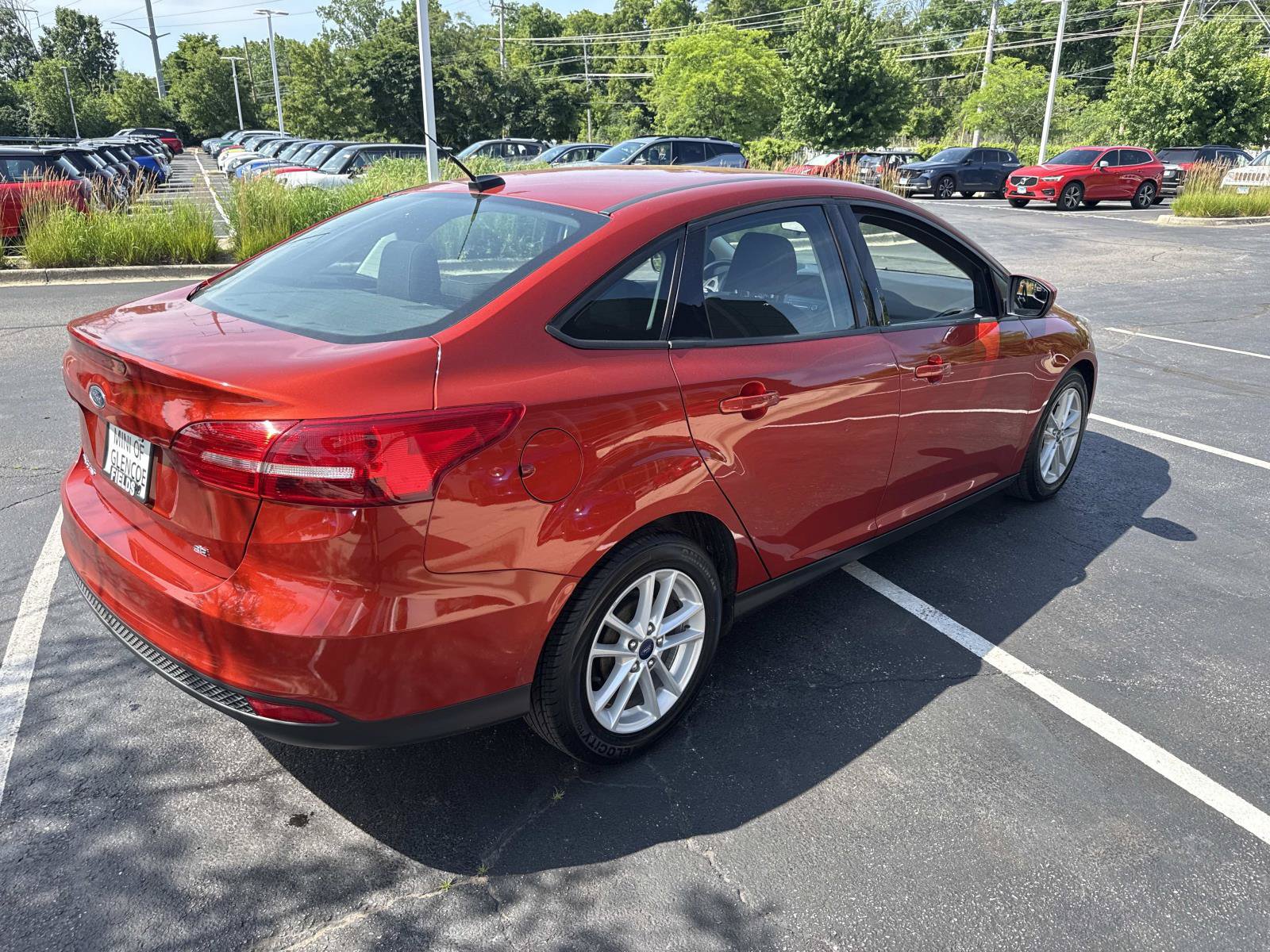 Used 2018 Ford Focus SE FWD image 6