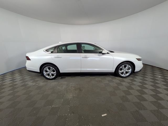 Certified 2023 Honda Accord LX image 31