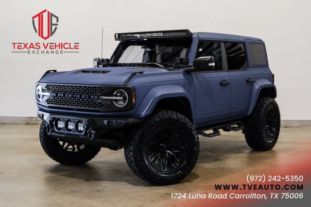 Used 2025 Ford Bronco Badlands AWD/4WD image 1