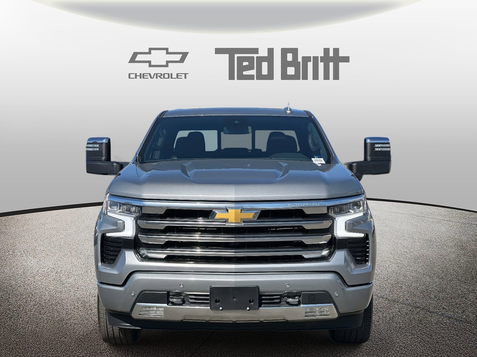 Used 2024 Chevrolet Silverado 1500 High Country w/ High Country Premium Package image 2