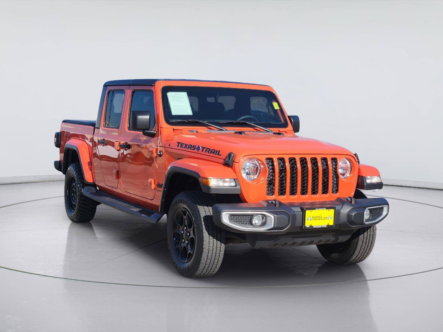Used 2023 Jeep Gladiator Sport AWD/4WD image 3