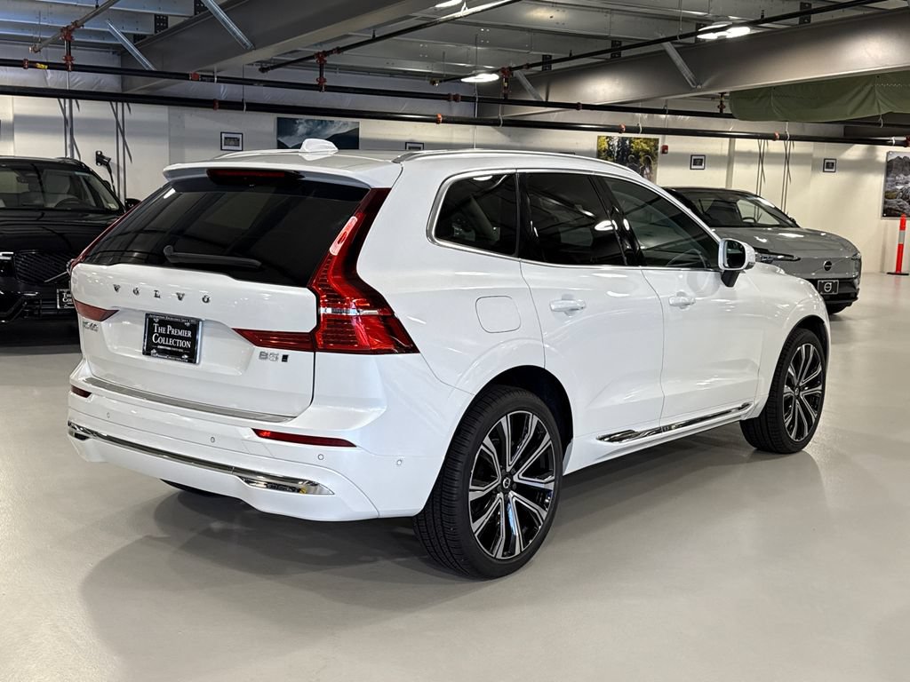 Certified 2023 Volvo XC60 B5 Ultimate w/ Climate Package AWD/4WD image 2