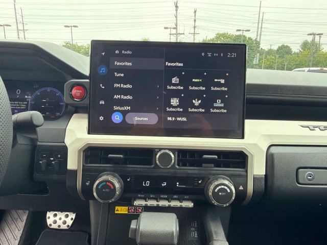 Used 2024 Toyota Tacoma TRD Sport w/ TRD Sport Upgrade Package AWD/4WD image 17
