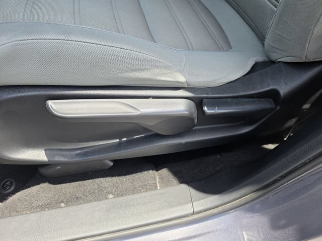 Used 2017 Honda CR-V LX image 29