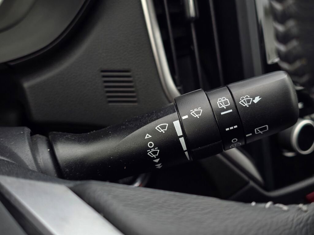 Used 2021 Subaru Forester Premium image 32