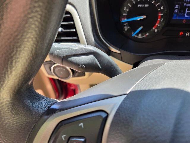 Used 2013 Ford Fusion SE FWD image 17
