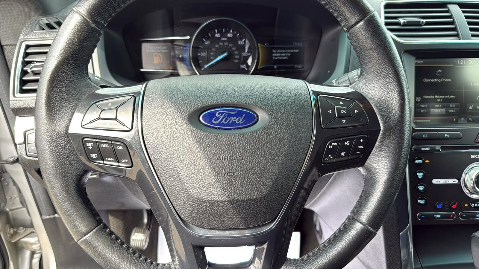 Used 2016 Ford Explorer Limited image 15